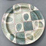 Set of 5 artisanal plates in enamelled earth plus a dessert plate. Unique pieces .