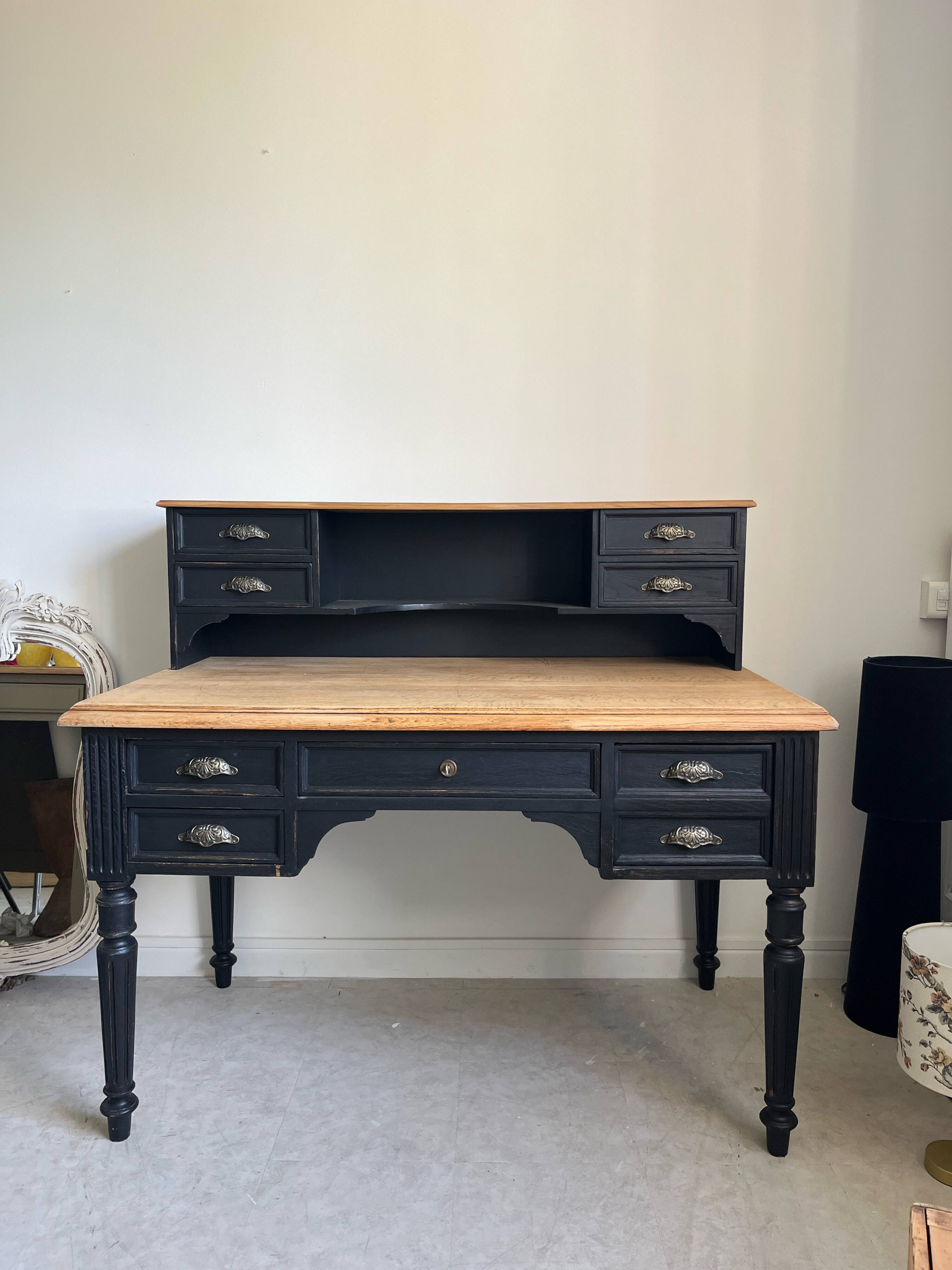 Louis-Philippe oak desk