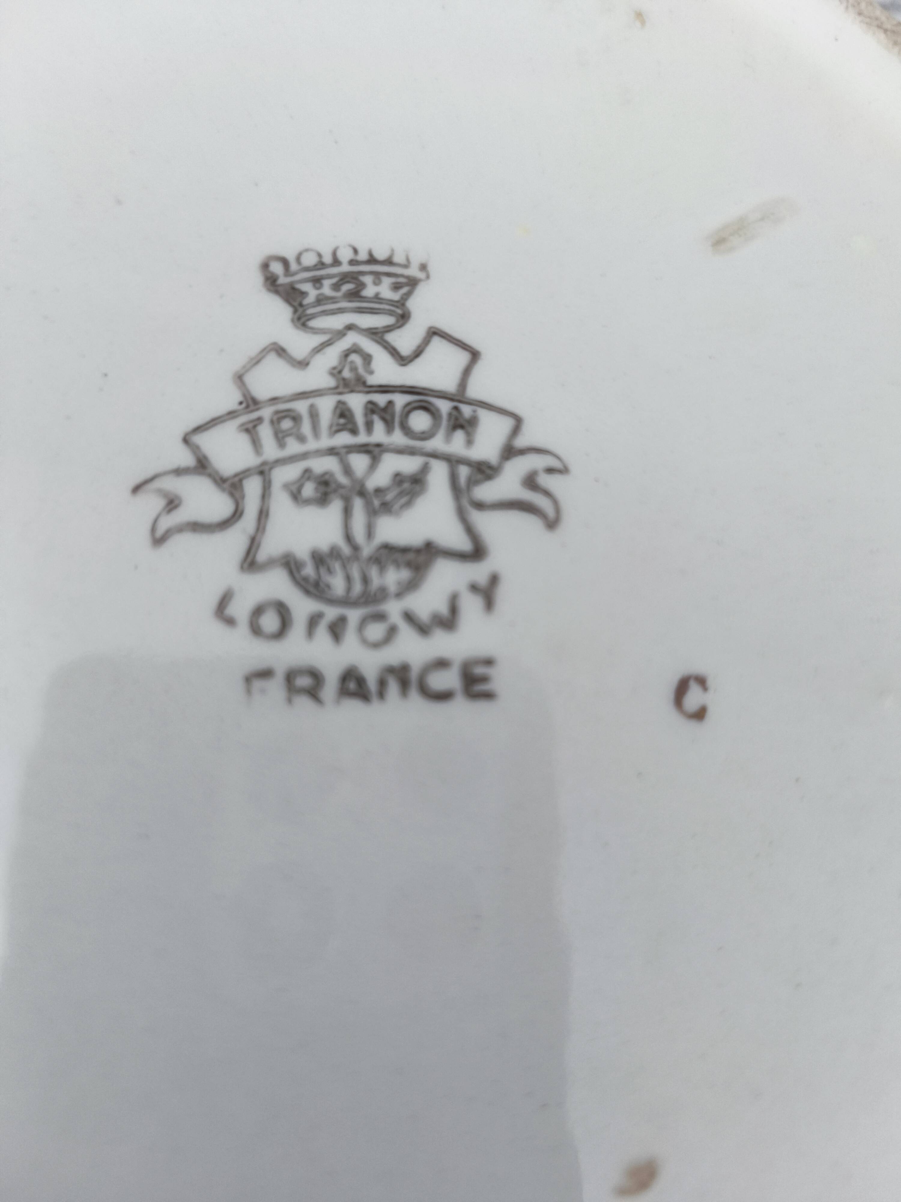 Longwy France earthenware salad bowl, Trianon model