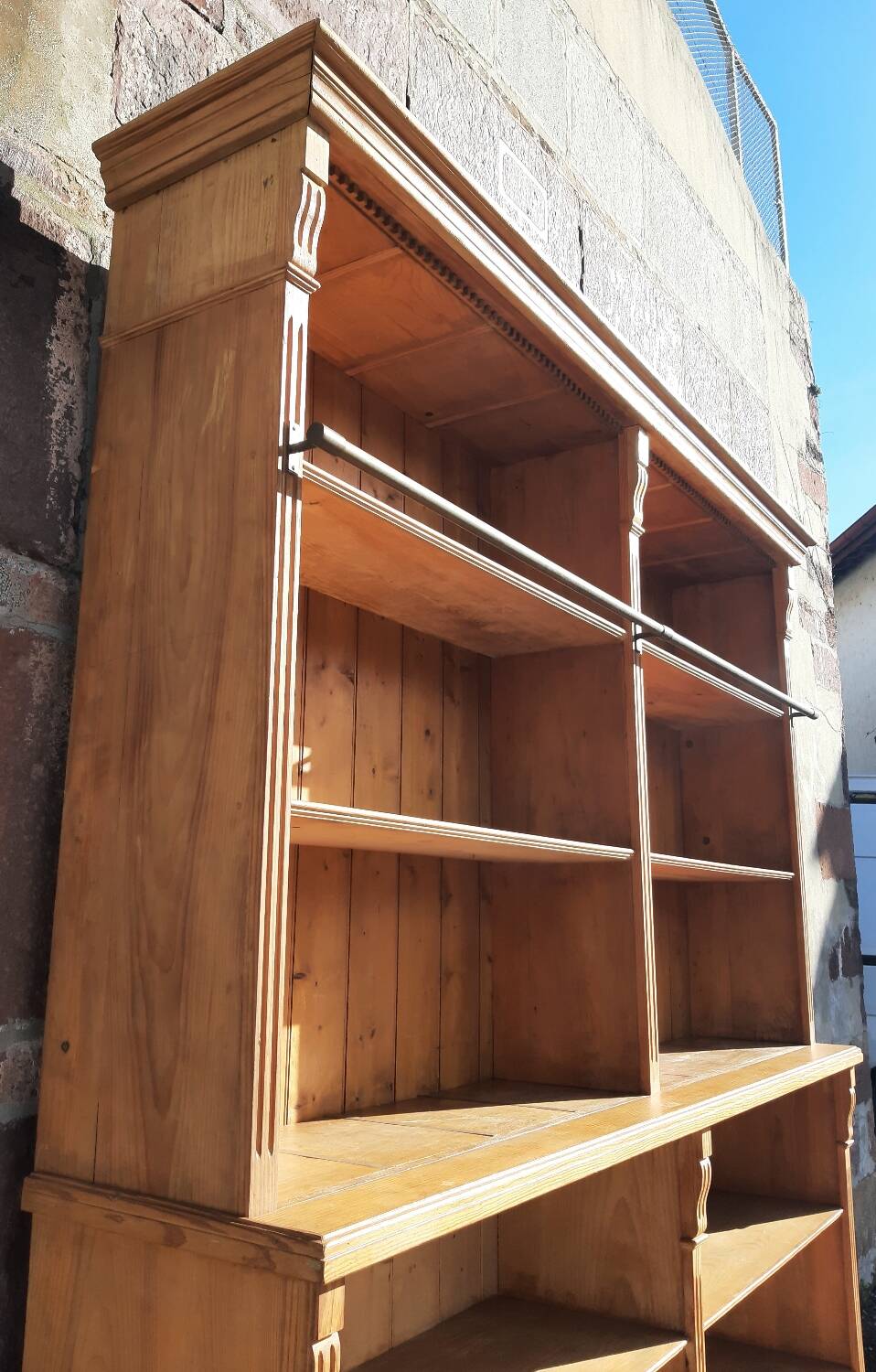 Pine bookcase (251 x 49 x height 288 cm)