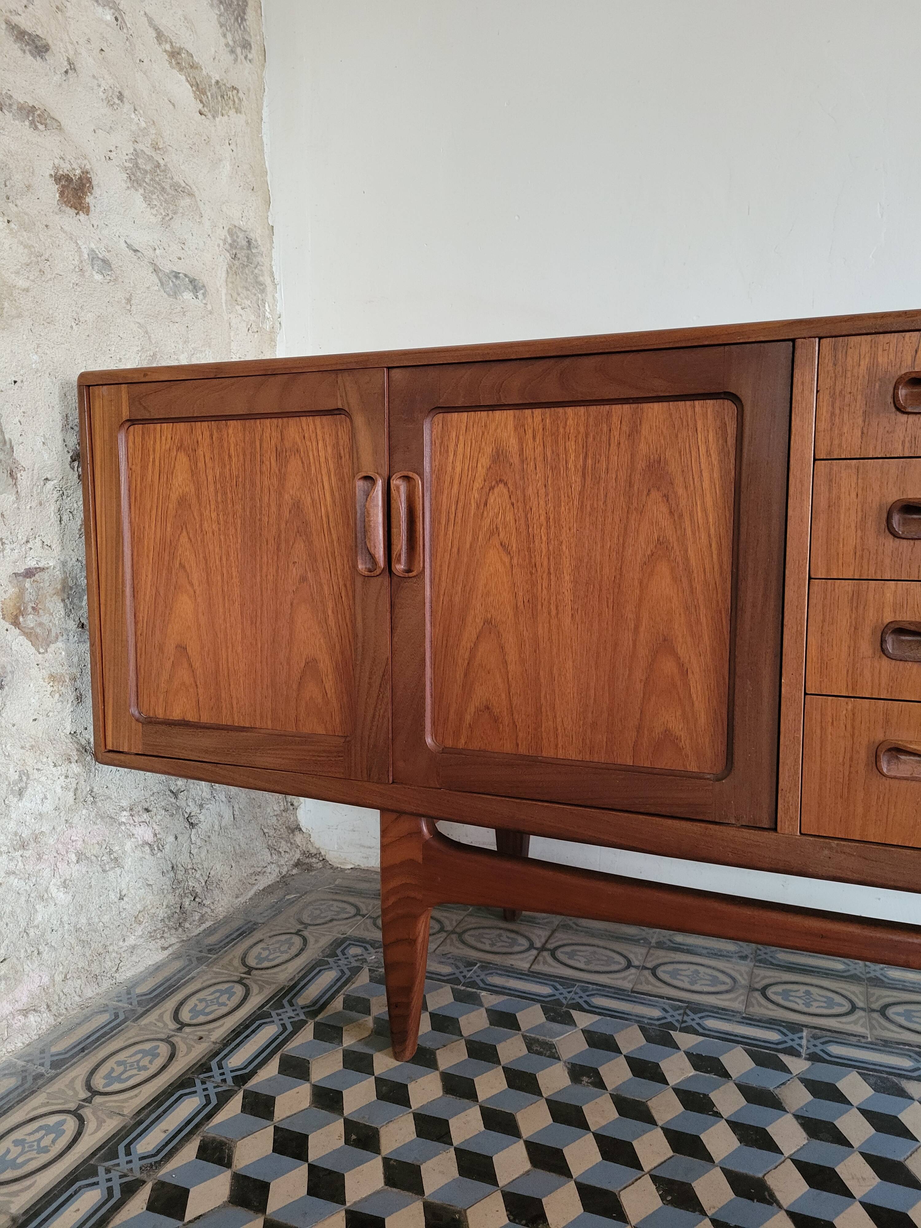 Enfilade en teck par  victor wilkins, G-Plan