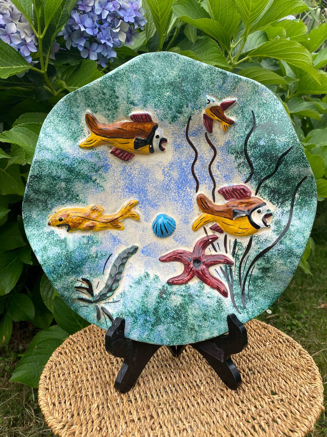 Large 50s dish
