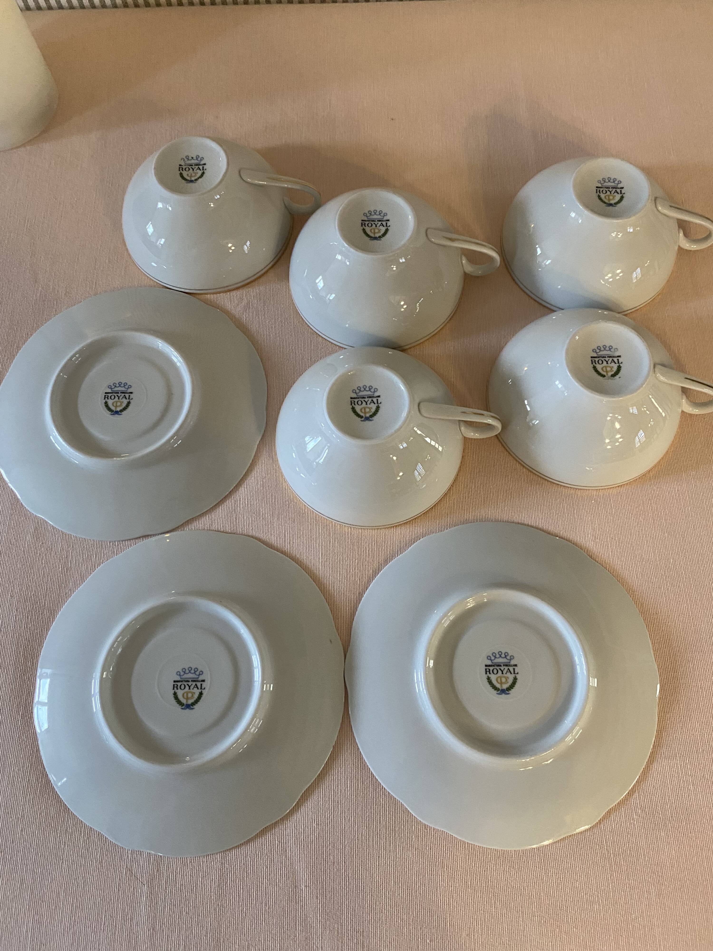 Tea cups