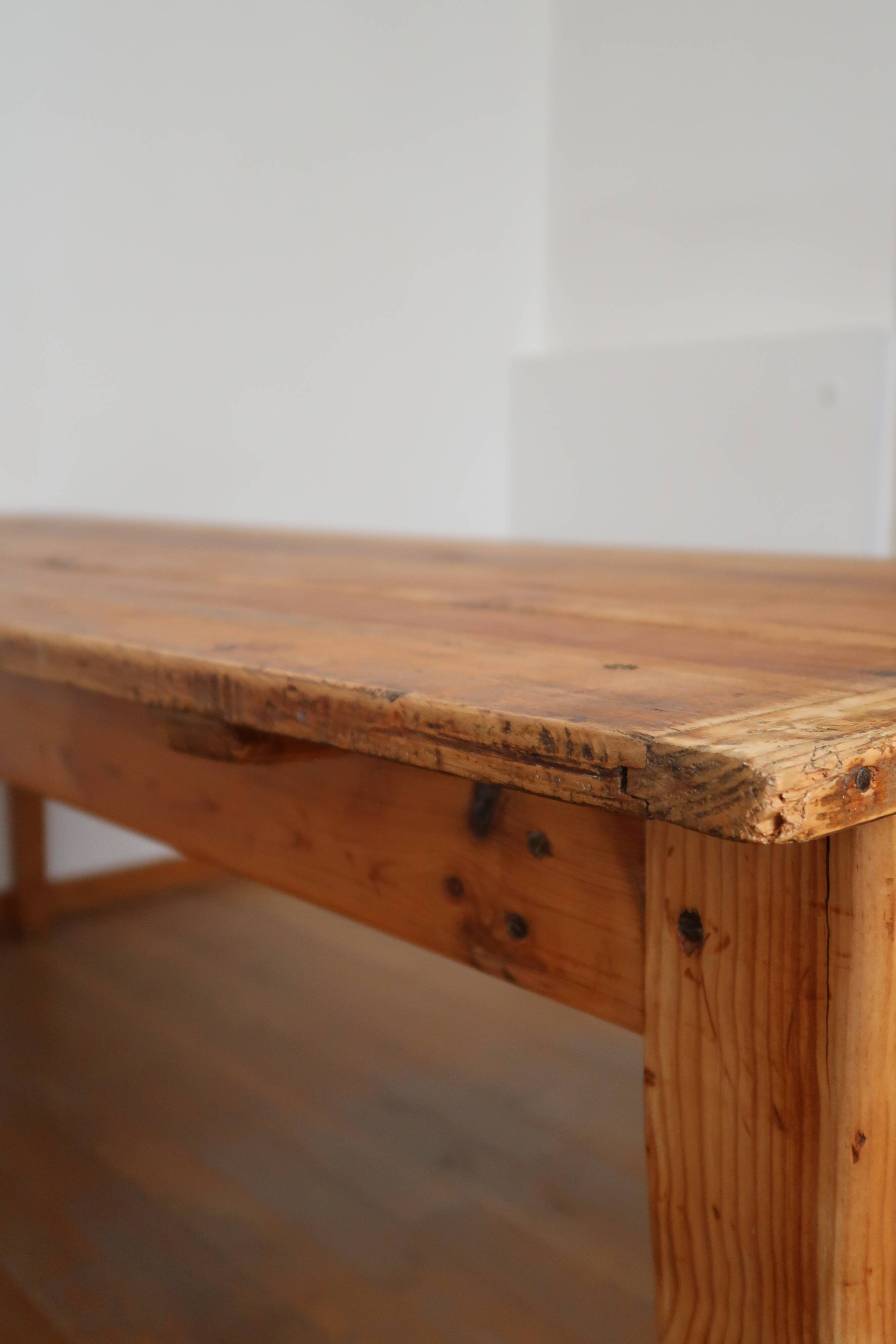 Light farmhouse table