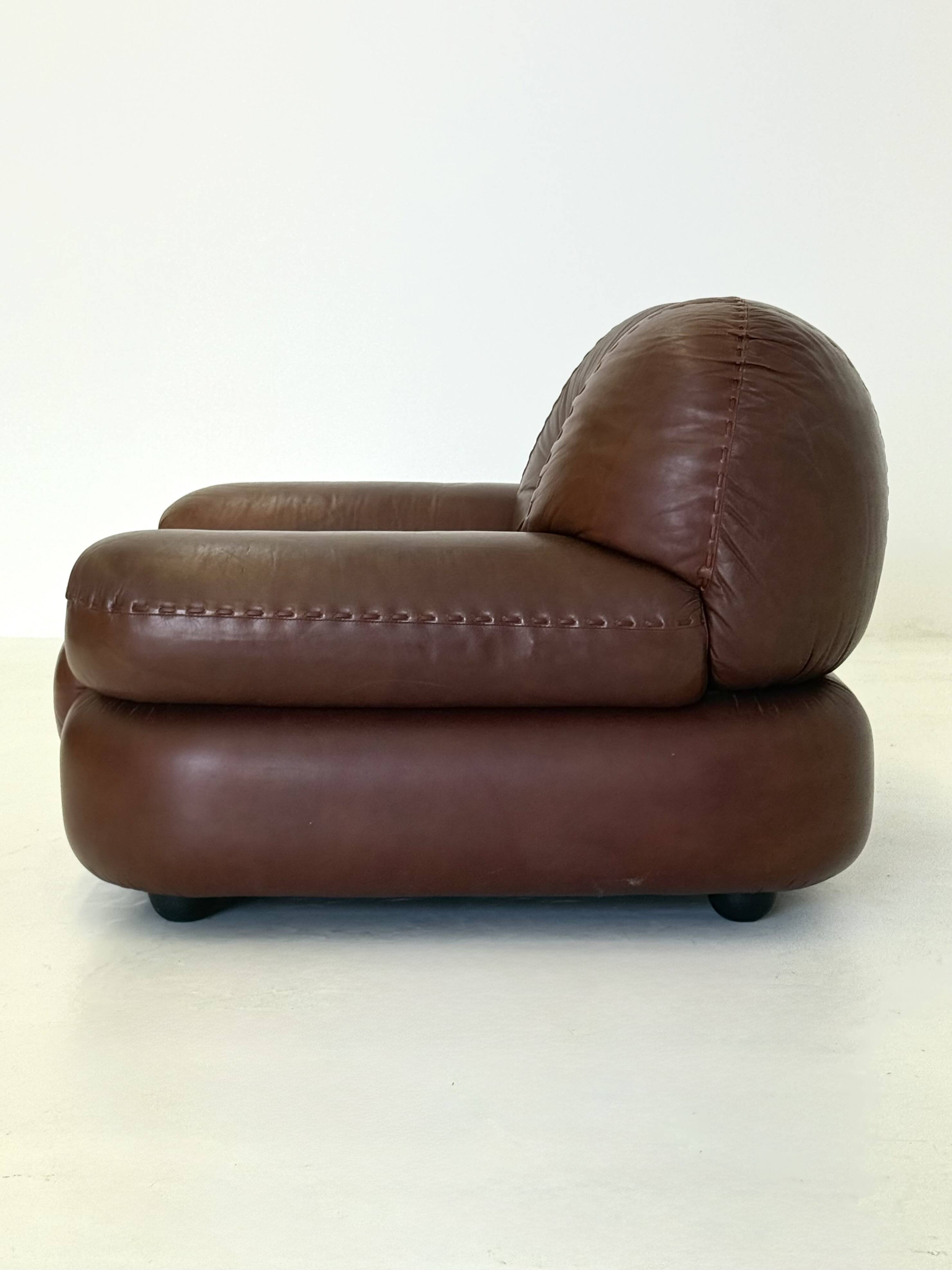 Dark brown leather Sapporo armchair for Mobil Girgi