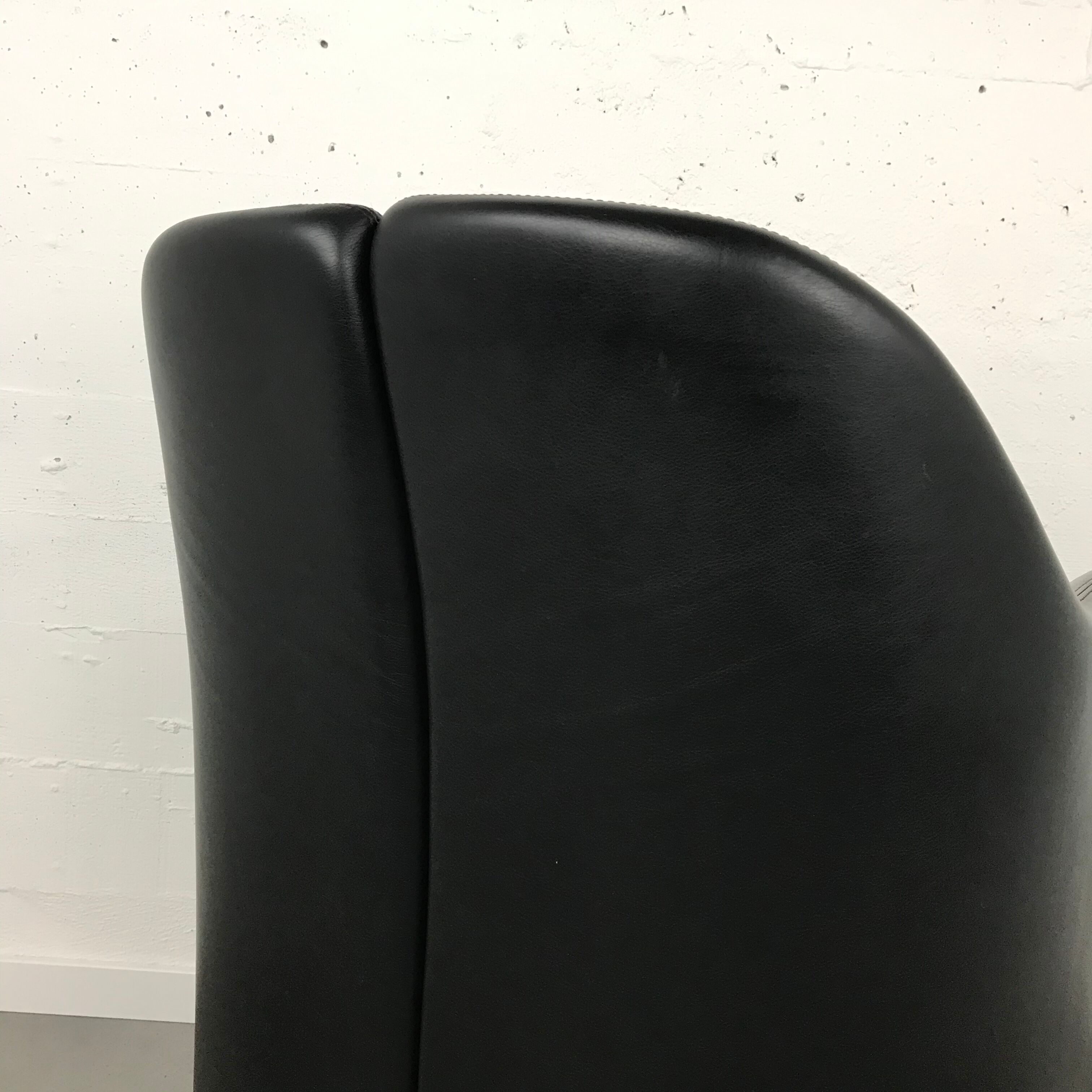 Eugenio Gerli - Chair "ps142"