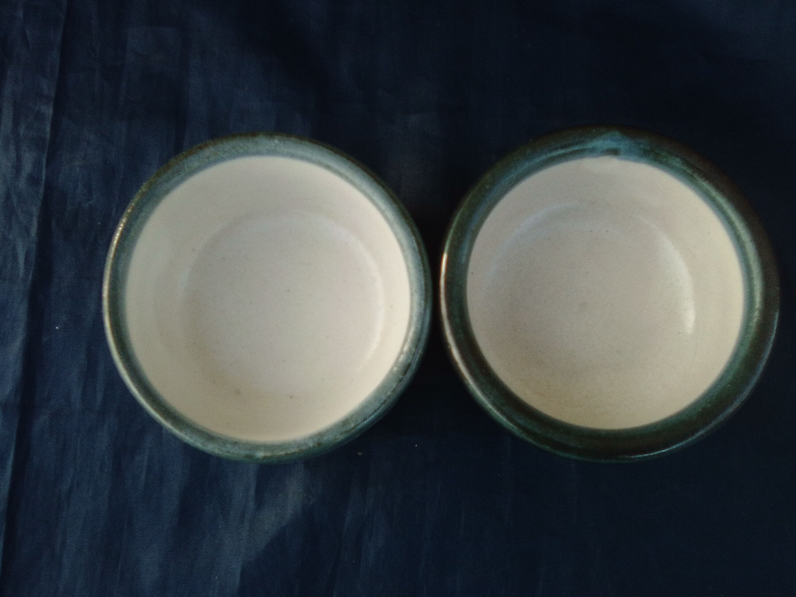 2 beurriers de table en faïence de Quimper Keraluc diam 8 cm