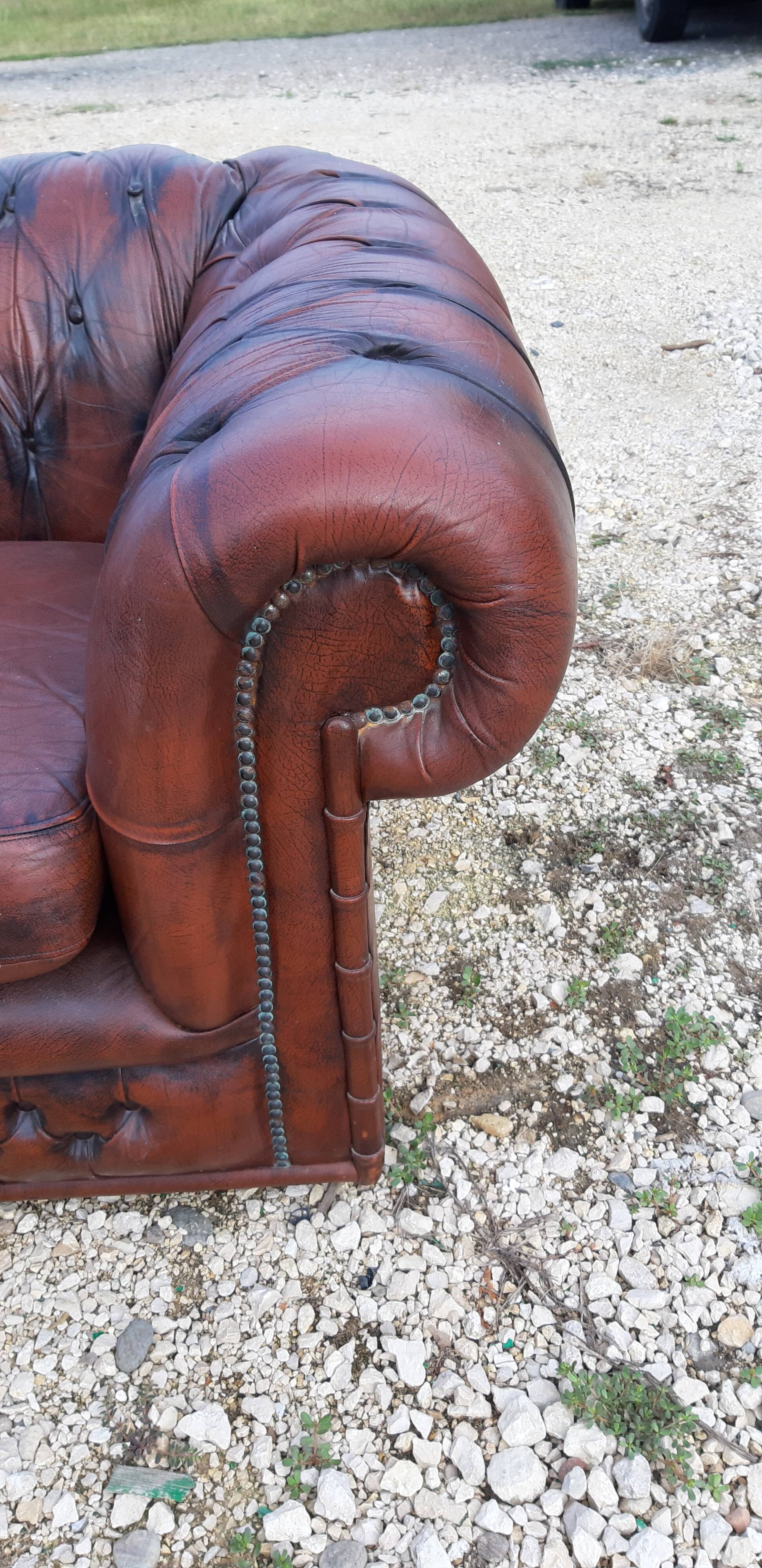 Sofa Chesterfield leather brown