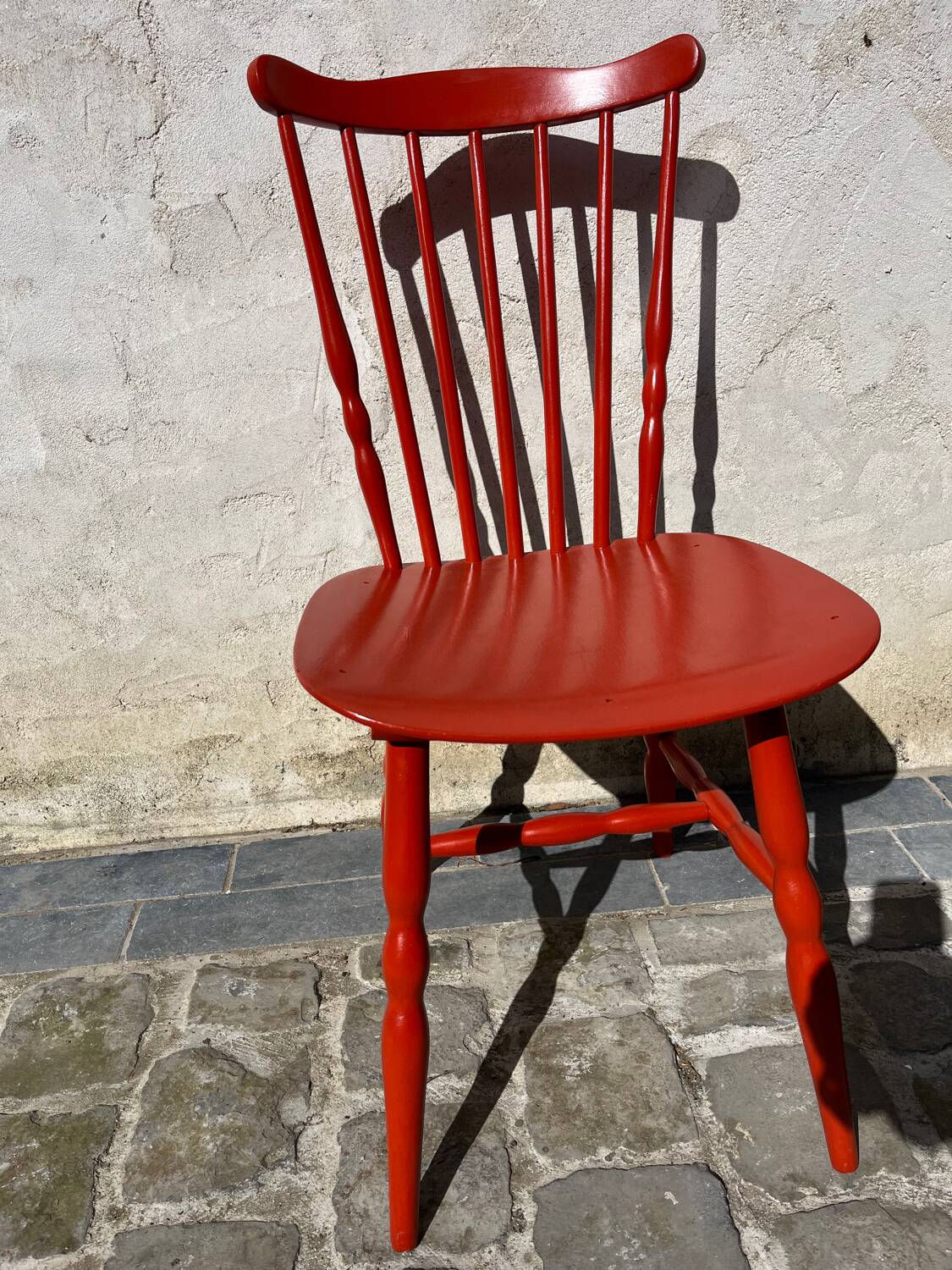 Brick red Baumann chair