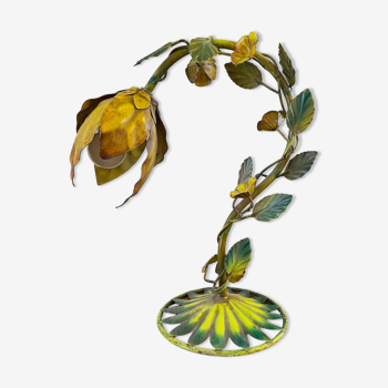 Stylized floral lamp in painted sheet