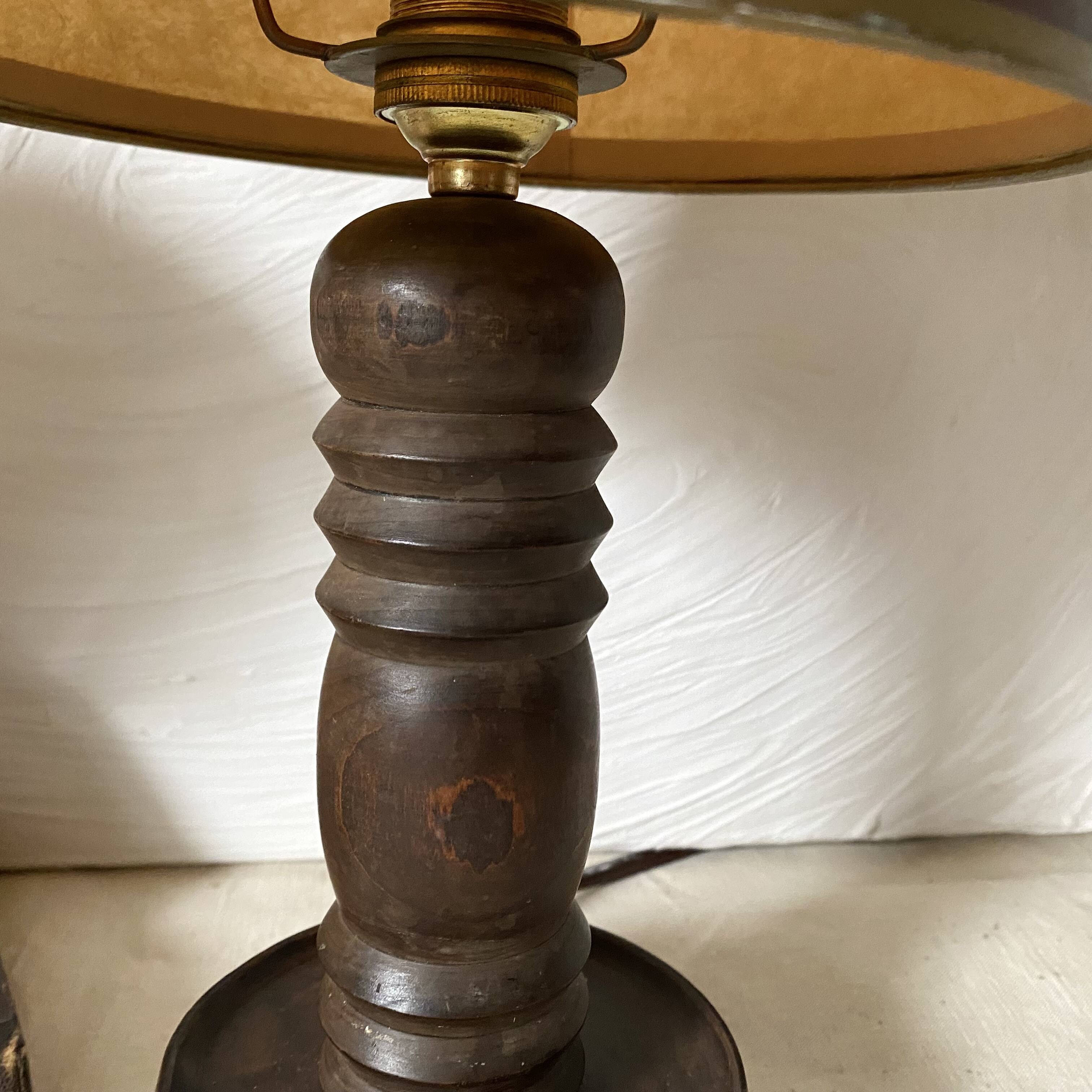 Lampe pied en bois tourné