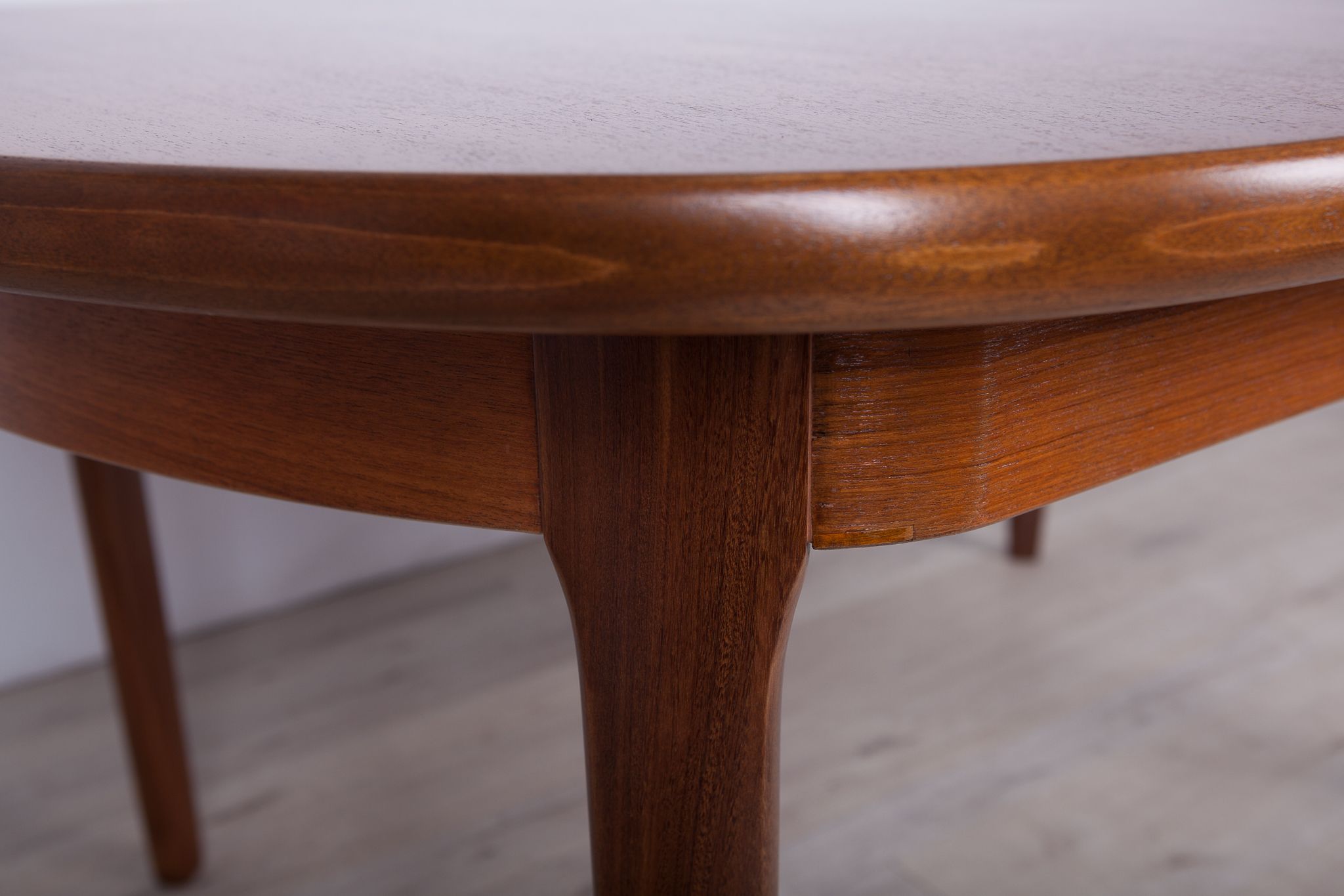Mid-Century Teak Oval Dining Table from Elliots of Newbury, 1960s