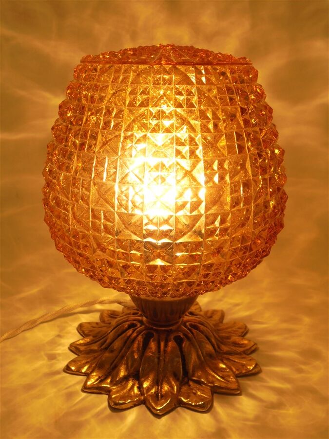 Amber lamp