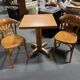 Table bistrot et ses 2 chaises
