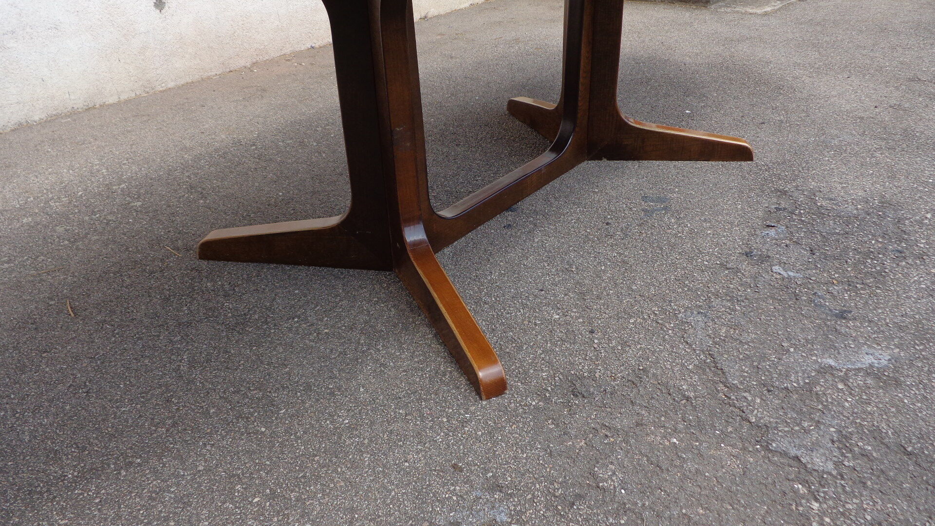 Expandable Baumann table