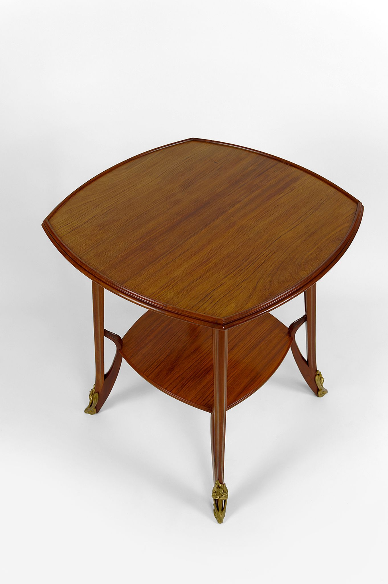 Pedestal table "Olga" by Louis Majorelle in mahogany, France, circa 1900