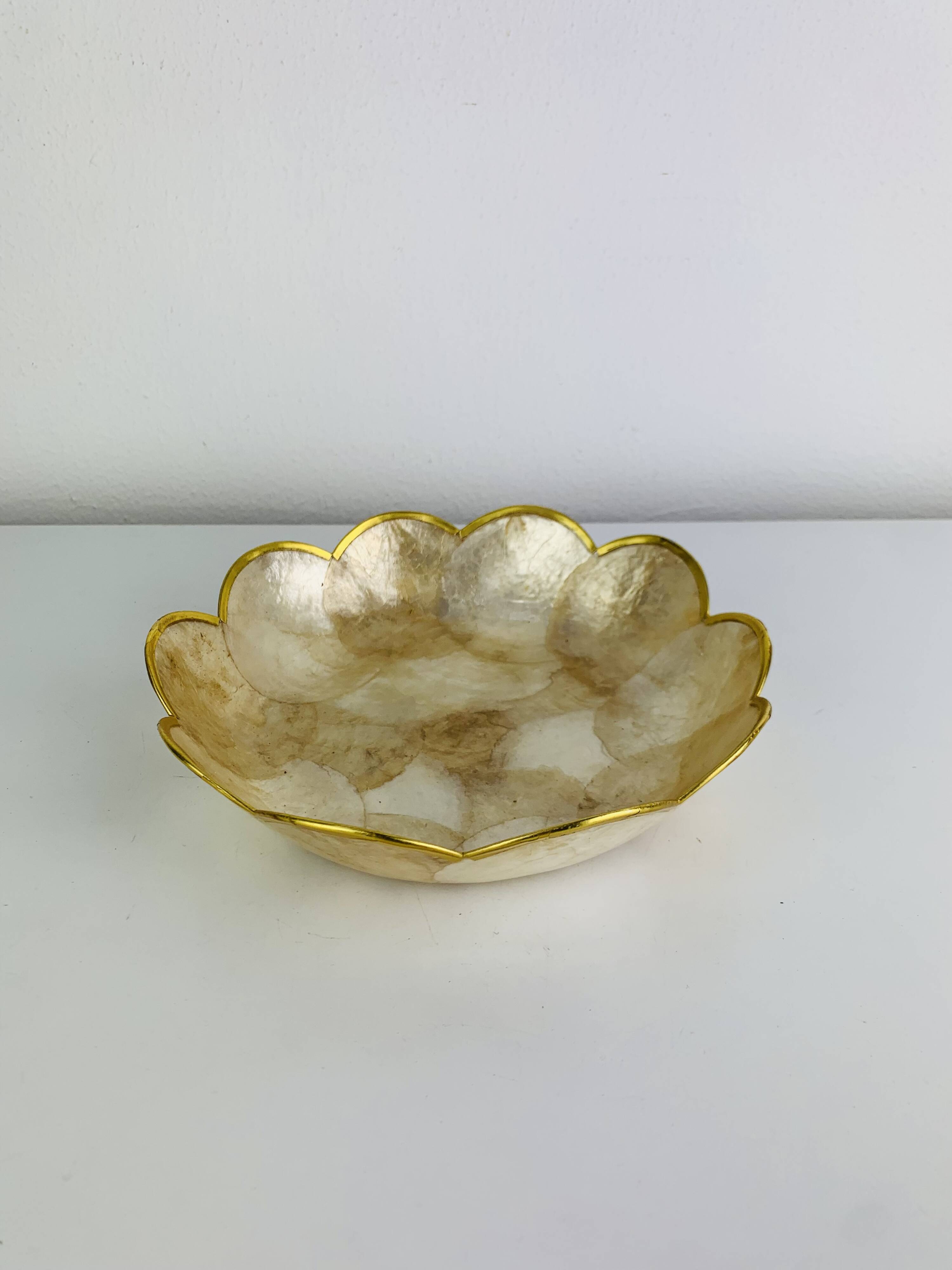 Shell and brass flower catchall, vintage.