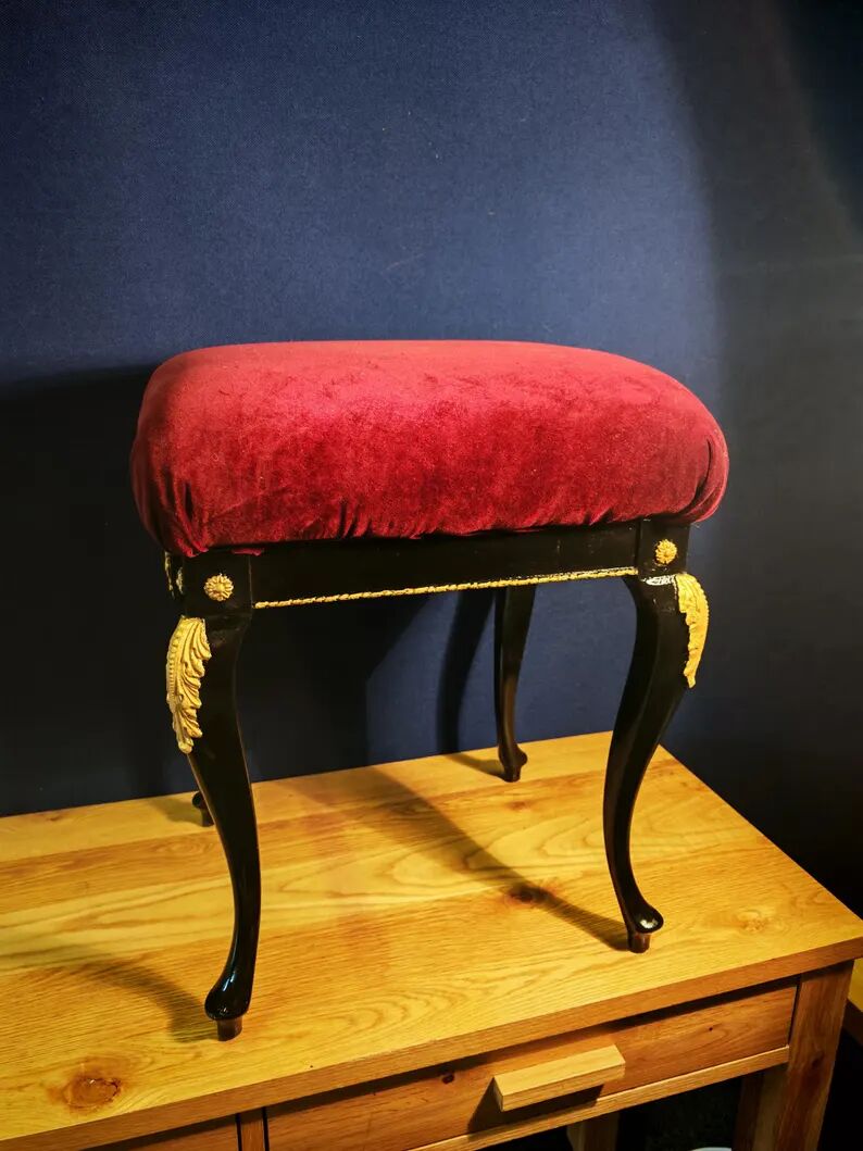 Vintage French style vanity stool