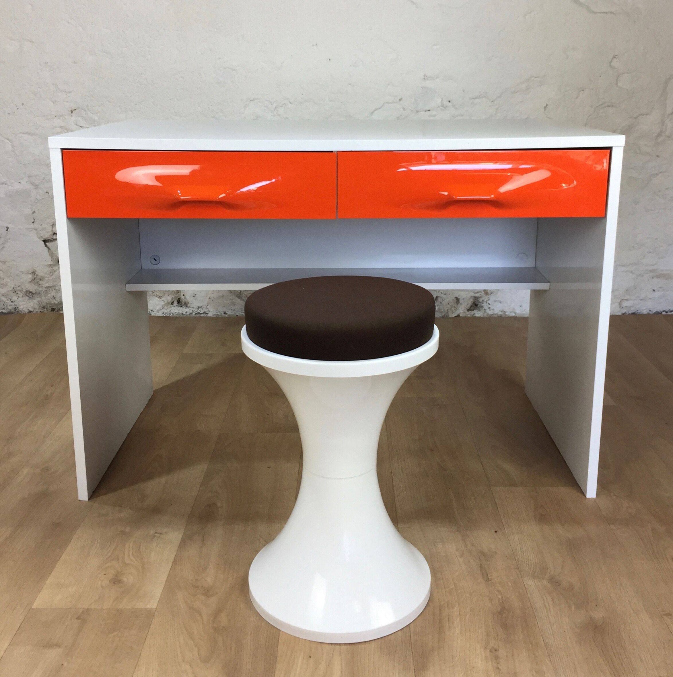 Raymond Loewy desk