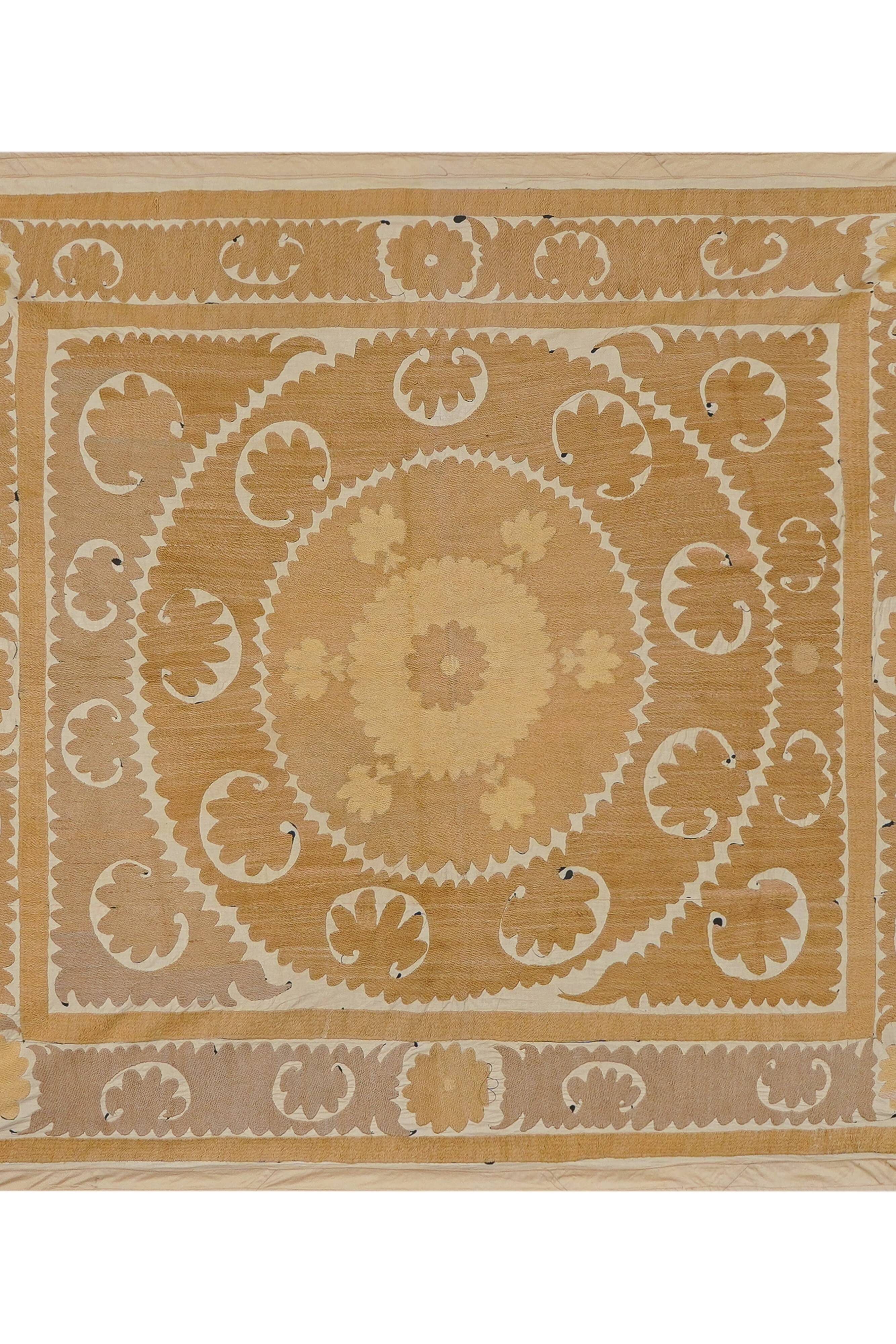 Vintage Turkish rug, hand-knotted, 129x146 cm.