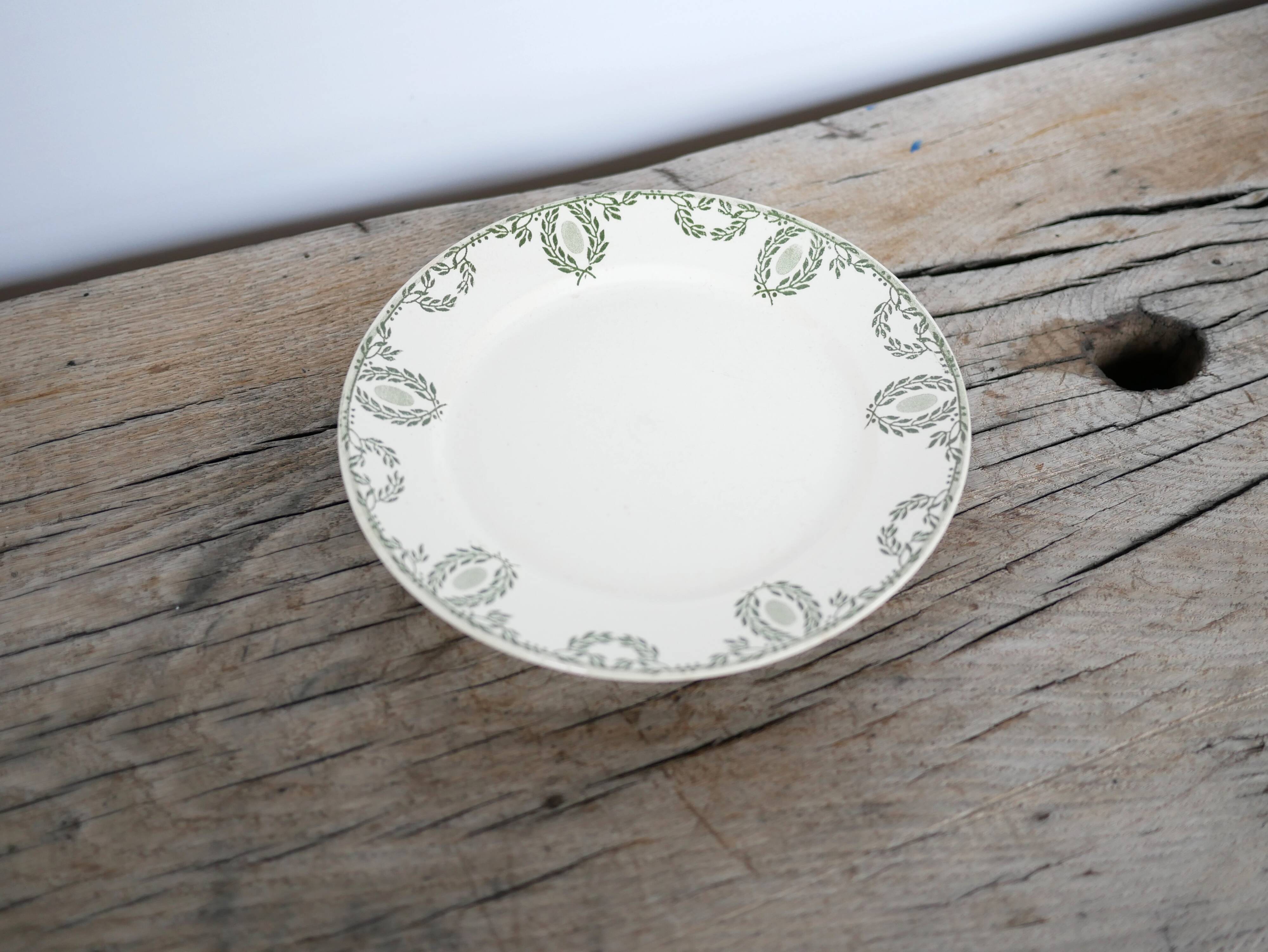 Cake dish on foot, old compotier by the Sarreguemines factory, France