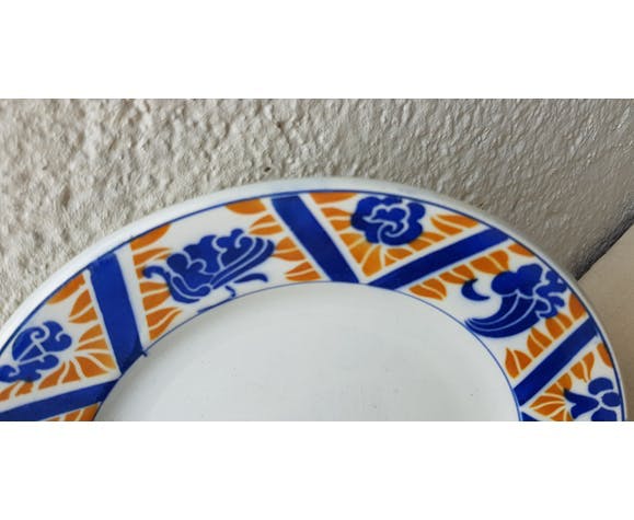 11 Art Deco dessert plates