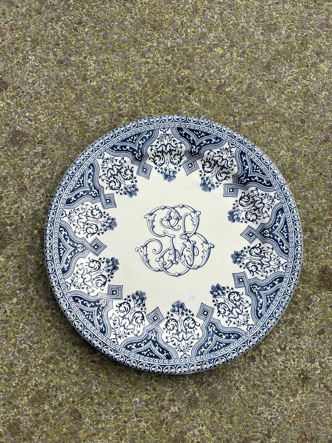 Gien - rare French chateau service part series