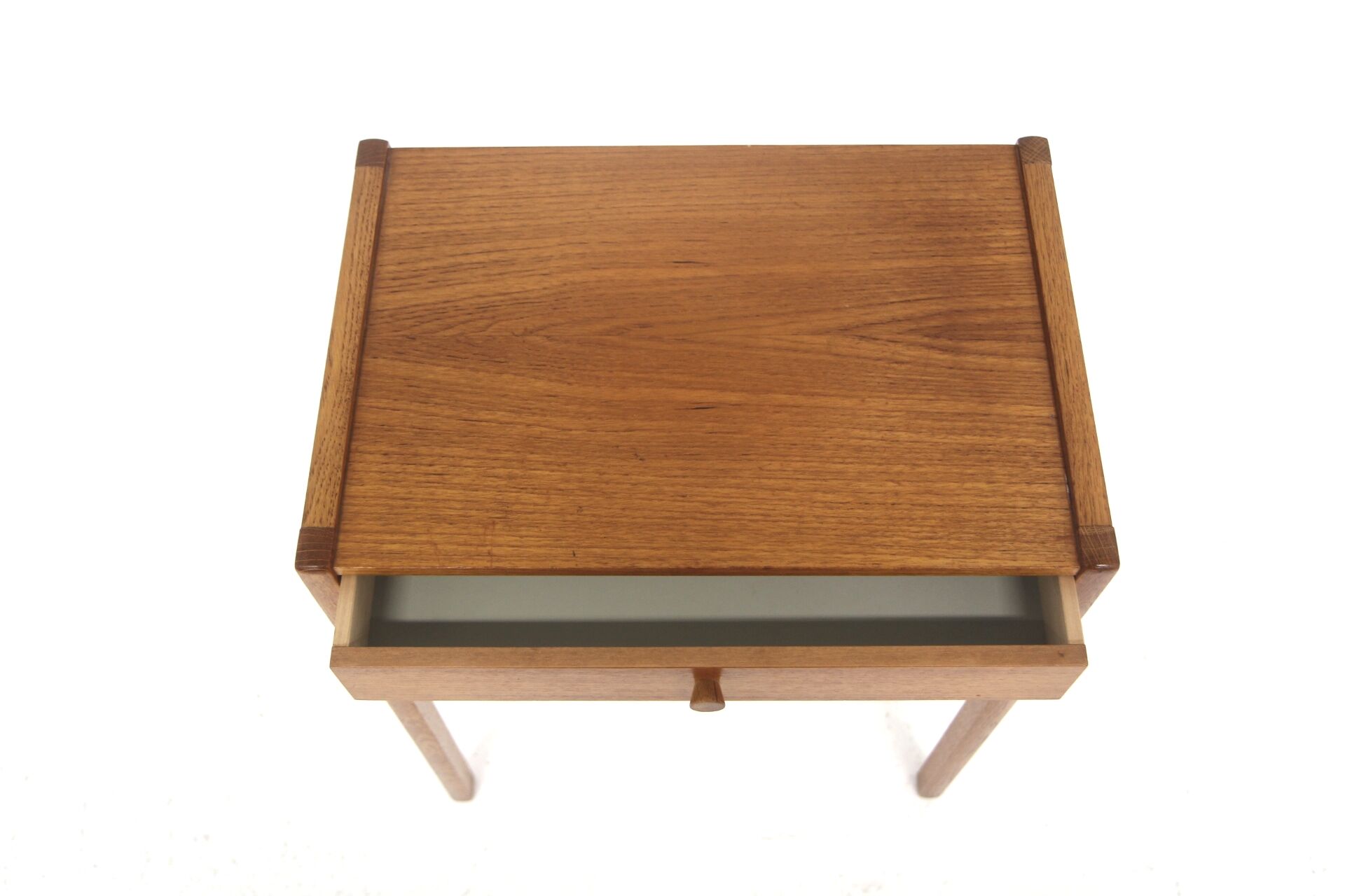 Scandinavian bedside table in mahogany, Sweden, 1950.