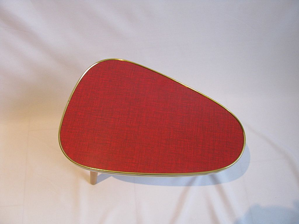 Table d'appoint trépied du milieu du siècle, années 1970