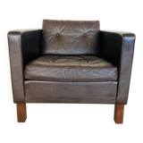 Vintage retro Danish club chair in brown leather by Erik Jørgensen