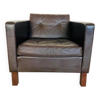 Vintage retro Danish club chair in brown leather by Erik Jørgensen