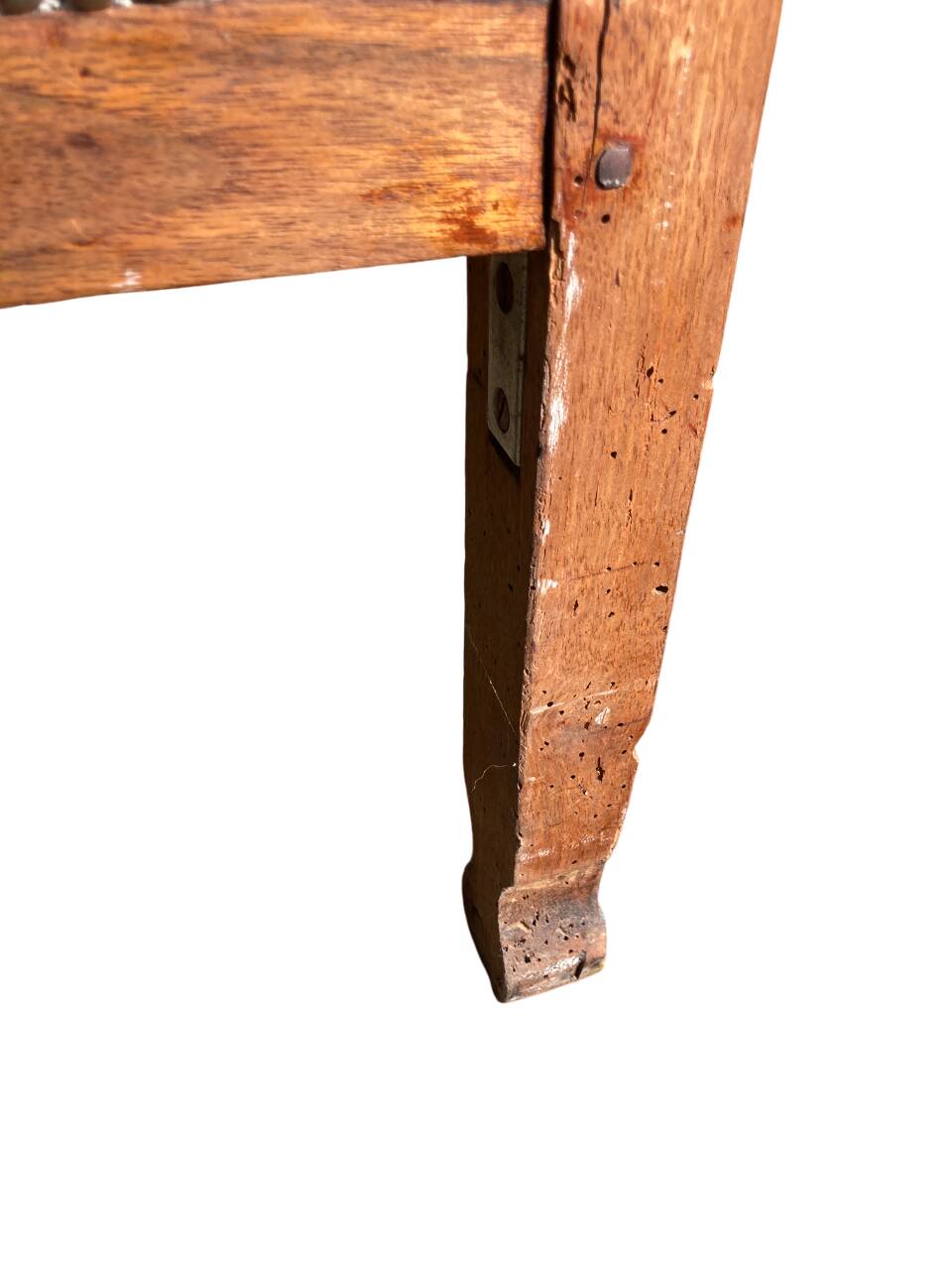 Three-room old salon