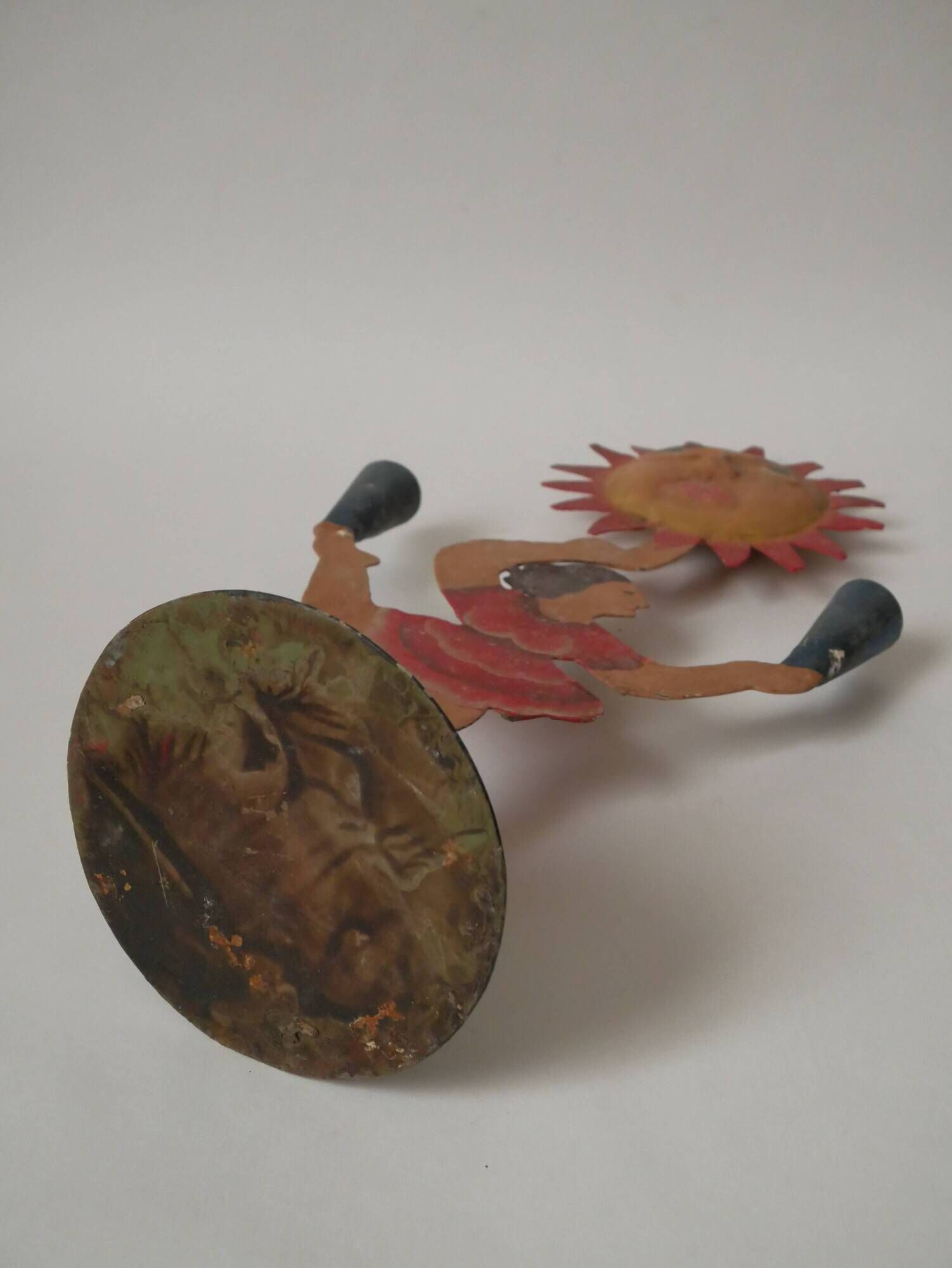 Vintage candelabra candle holder in hand-painted metal Netherlands 70s sun dancer