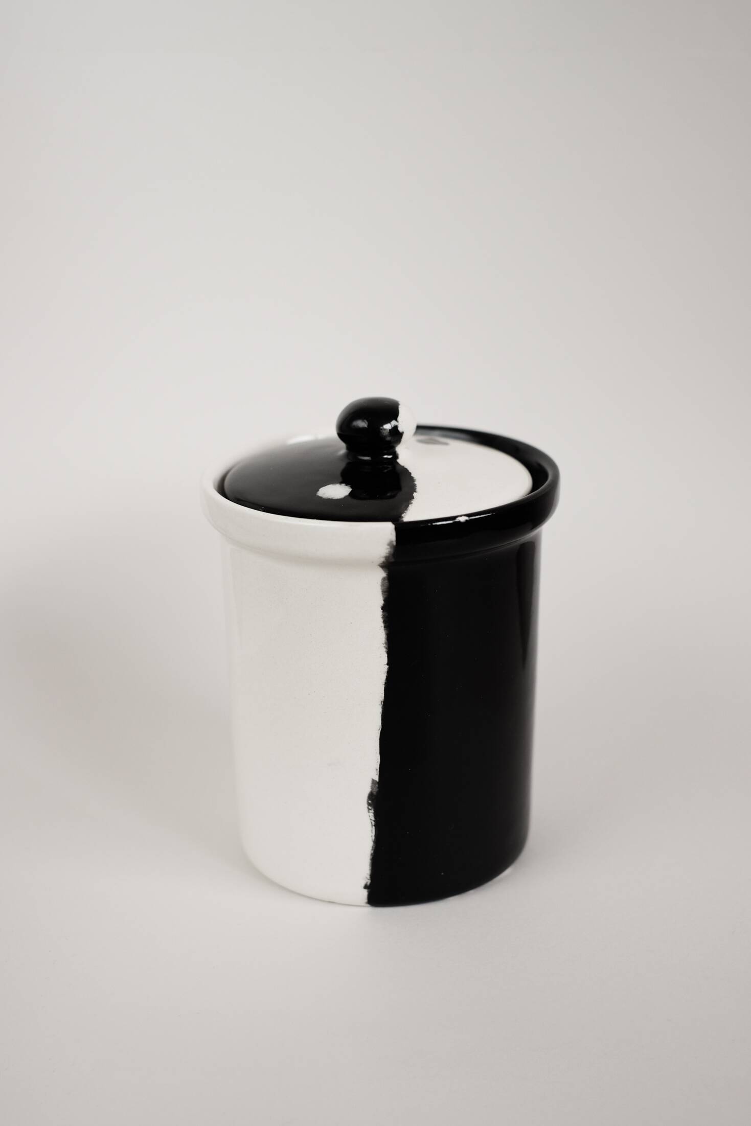 Pot en céramique fait main Ying-Yang