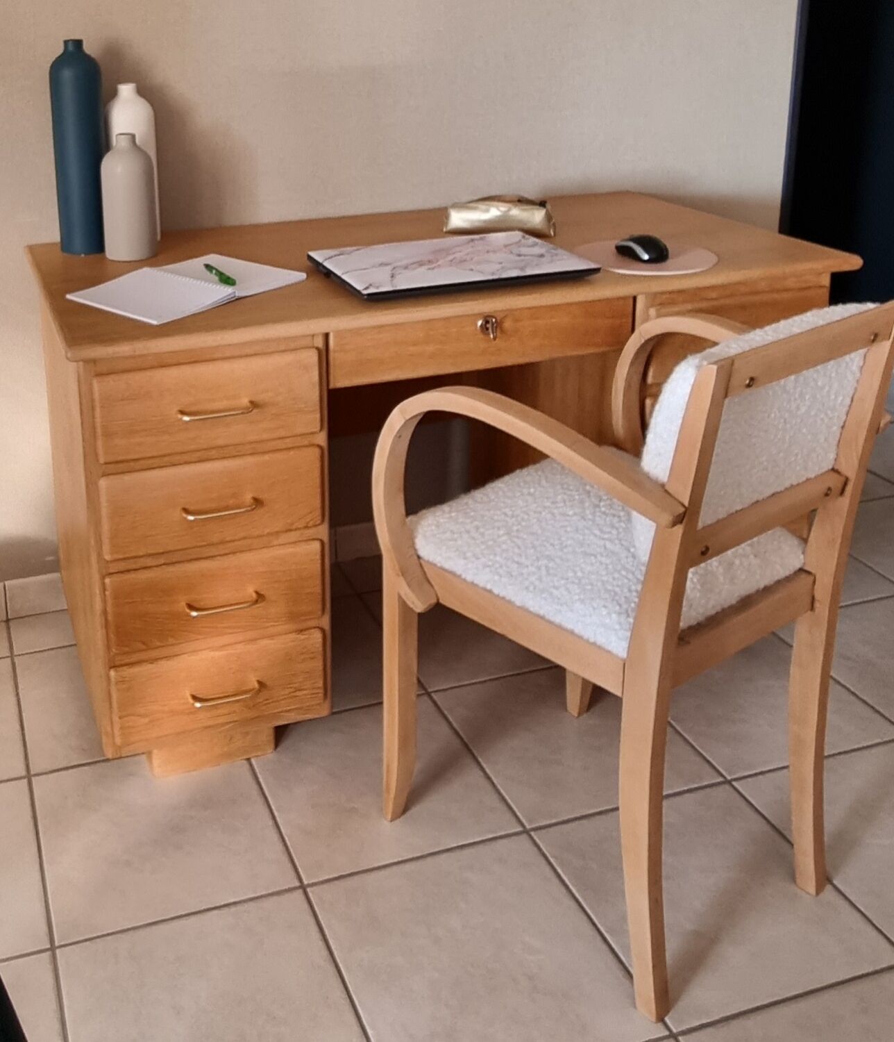 Bureau ancien