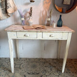 Small country table with 2 drawers