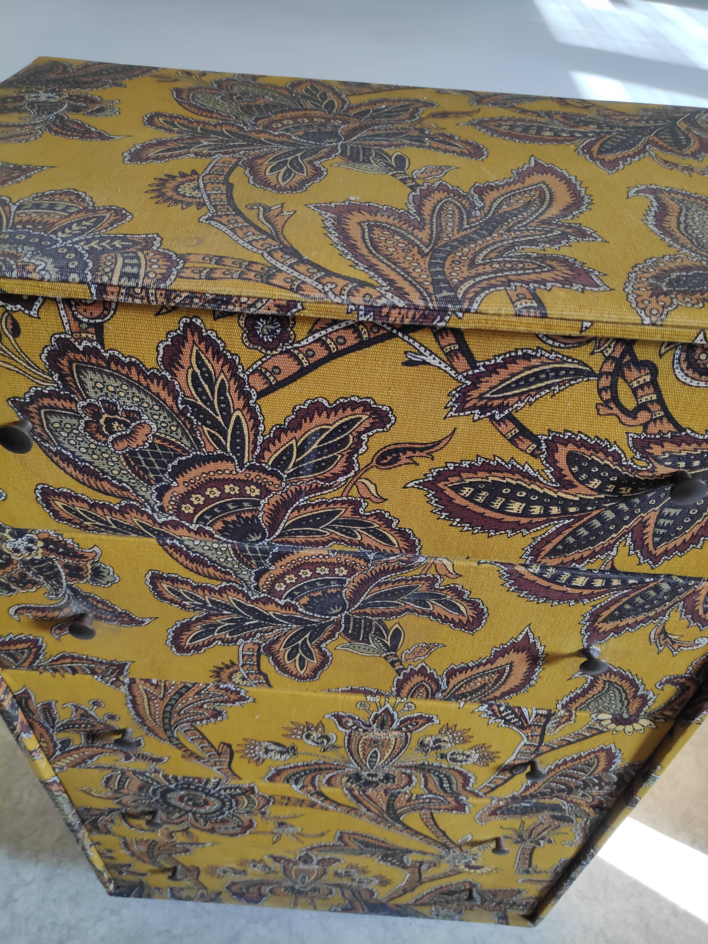 Meuble tissu vintage 5 tiroirs entièrement doublés tissu et papier