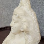 Lebrun: Bust of a young girl sculpted in white marble, Art Nouveau period