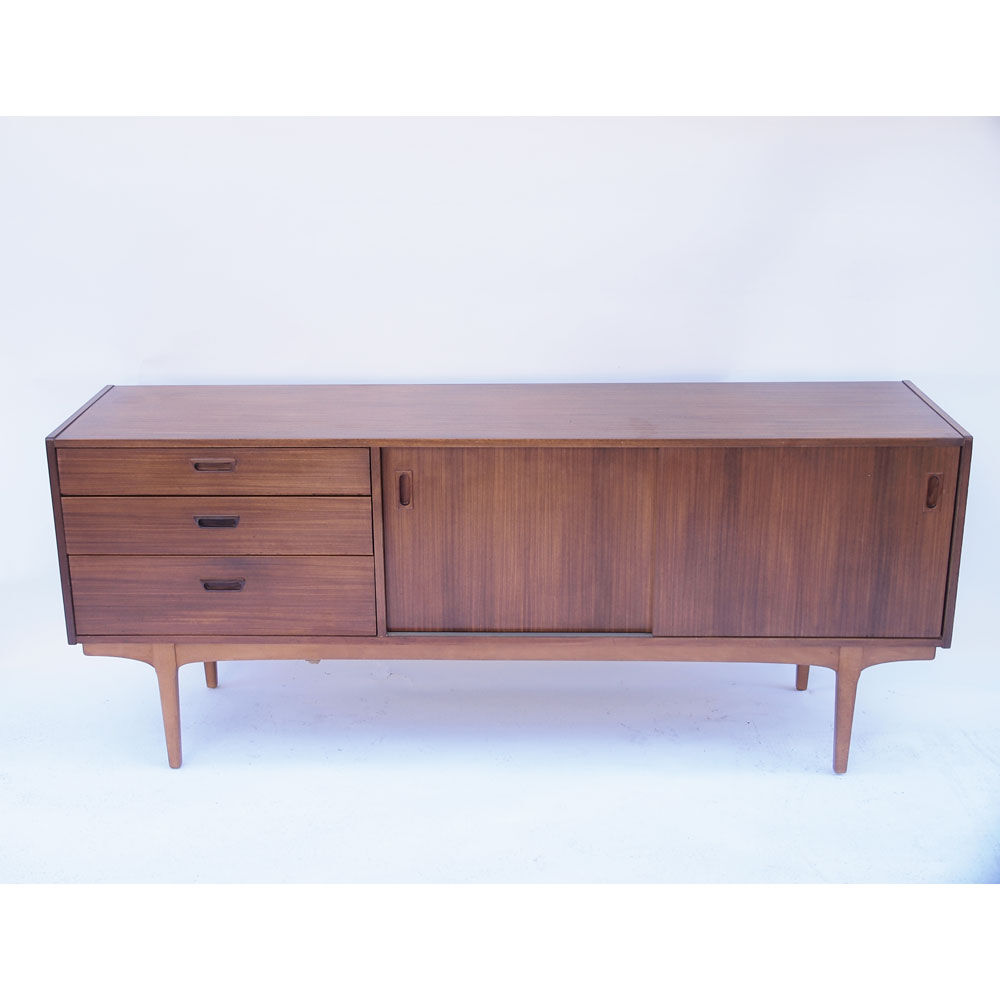 Vintage Scandinavian row Nathan