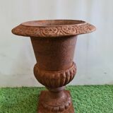 Vase médicis en fonte
