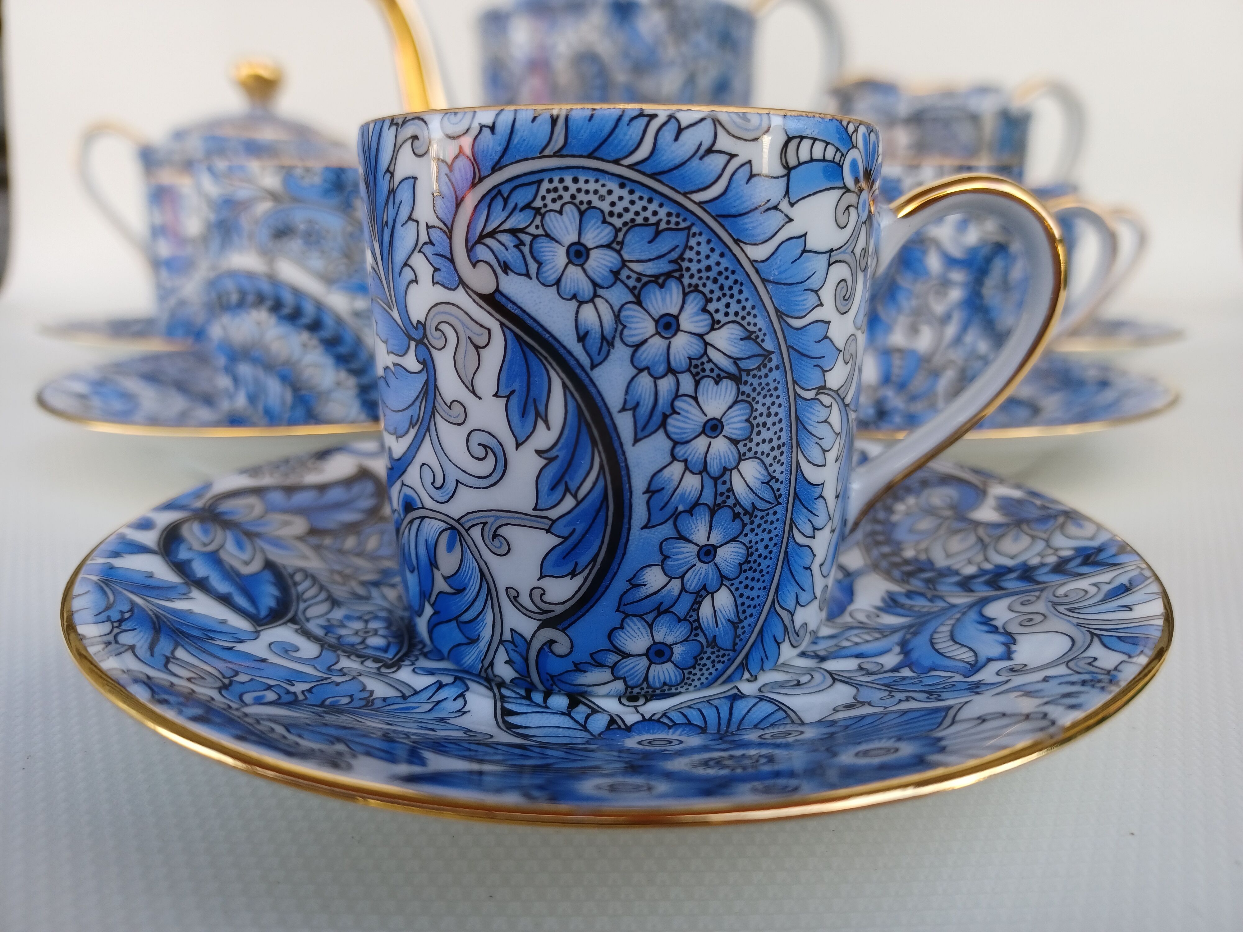 Coffee service in limoges porcelain, by lazeyras.