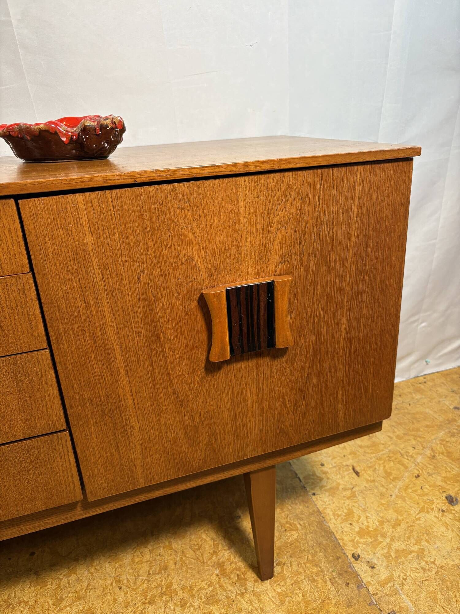Mid Century Retro Vitnage Stunning Beautility Teak Sideboard – 1960s