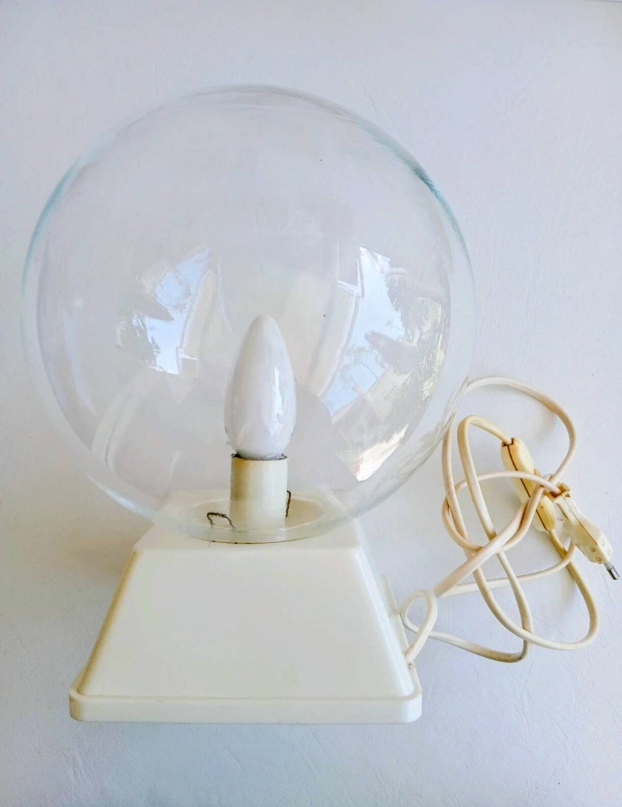 Vintage glass globe lamp from the 70s and 80s.