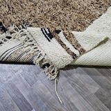 Handmade Berber rug, traditional craftsmanship, size 150 x 250 cm