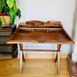 Desk, writing desk in solid rosewood and studded leather, 20th century.