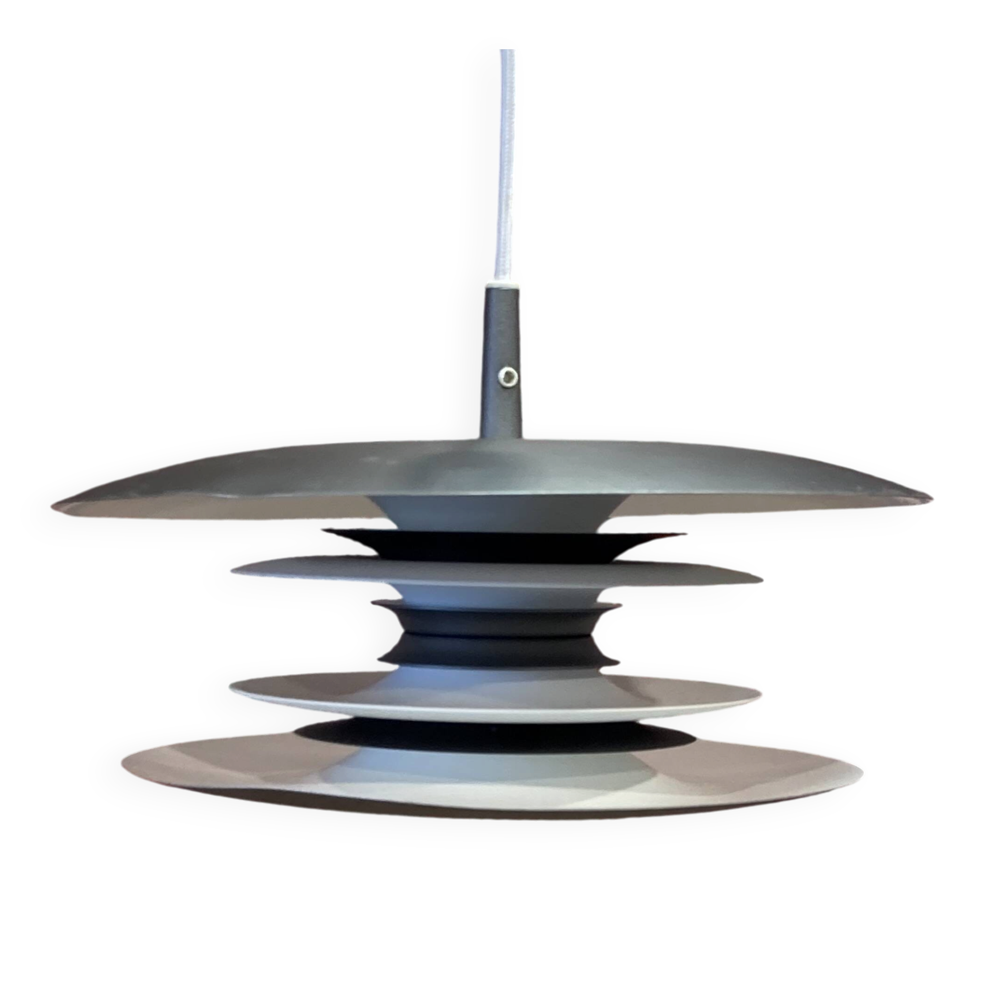SUSPENSION SCANDINAVE BLANCHE "JOAKIM FIHN".