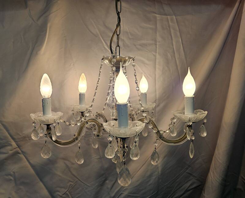 Vintage 5-arm tassel chandelier.