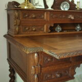 Neo-Renaissance oak cash desk and step