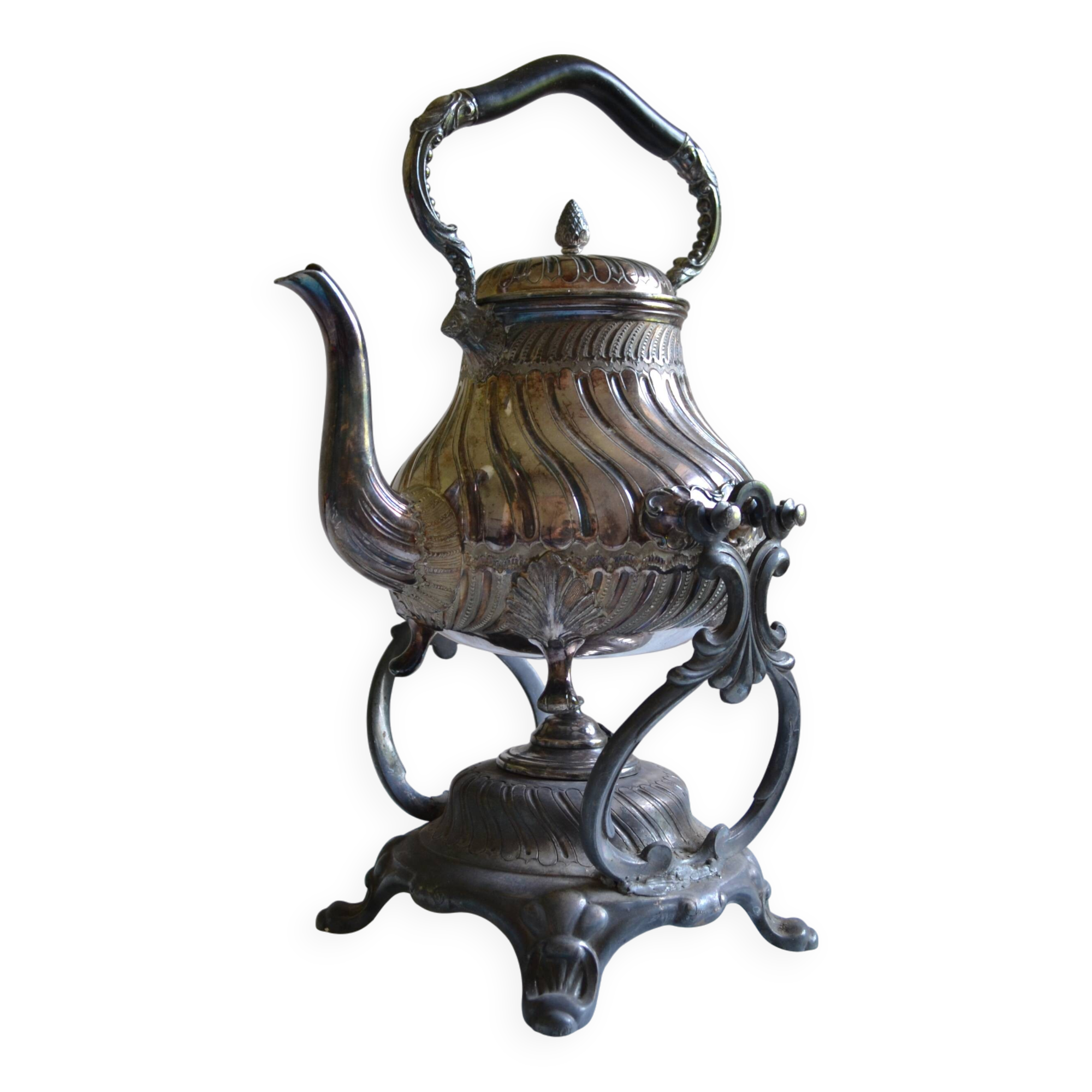 Art Nouveau teapot or samovar in silver-plated metal by goldsmith Victor Saglier