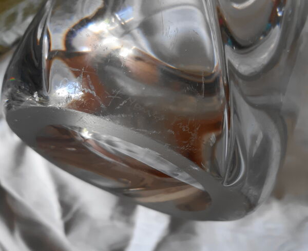 Vase Daum en cristal moulé ,années 60